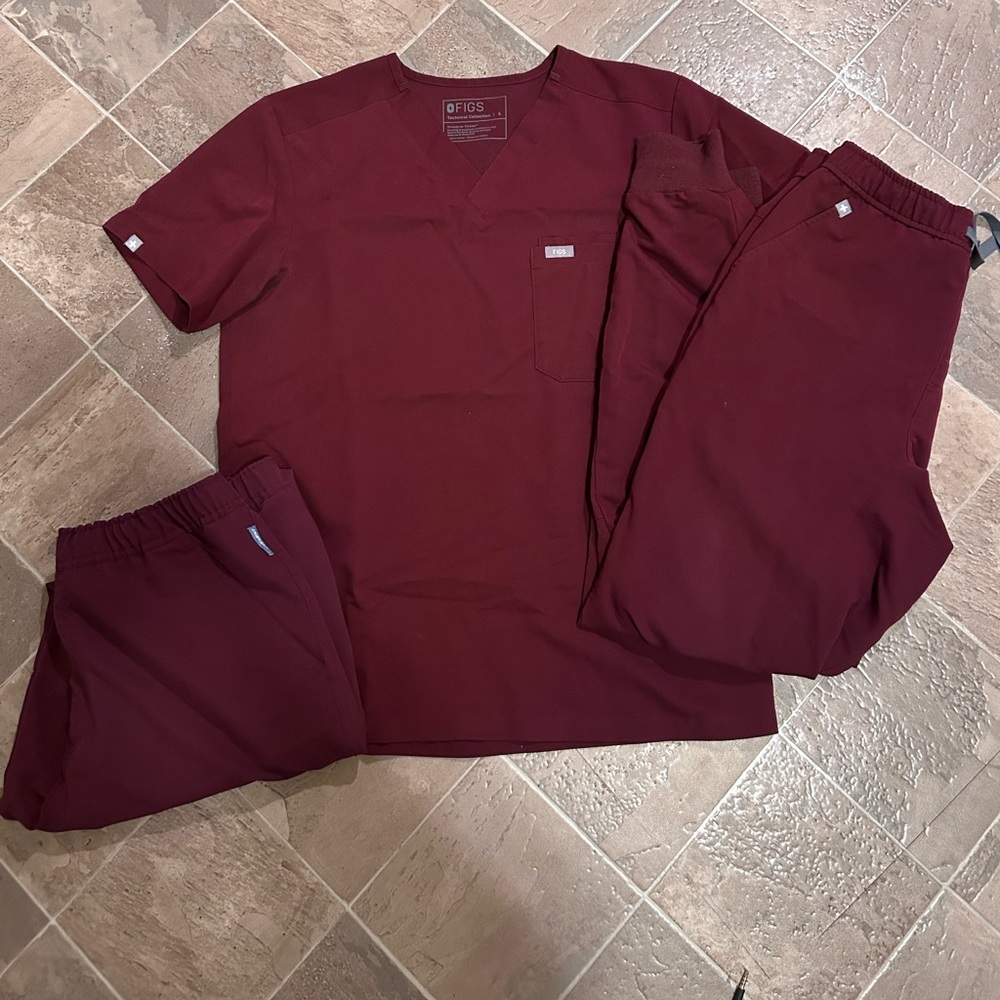 Men’s FIGS set
